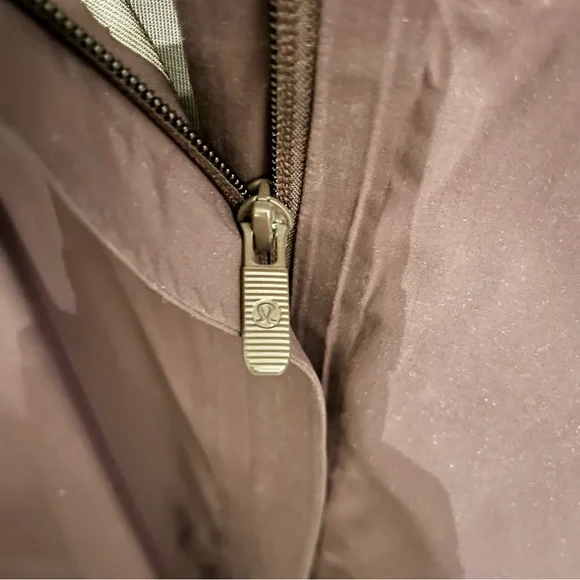 lululemon Rain Haven Jacket - Picture 11 of 12